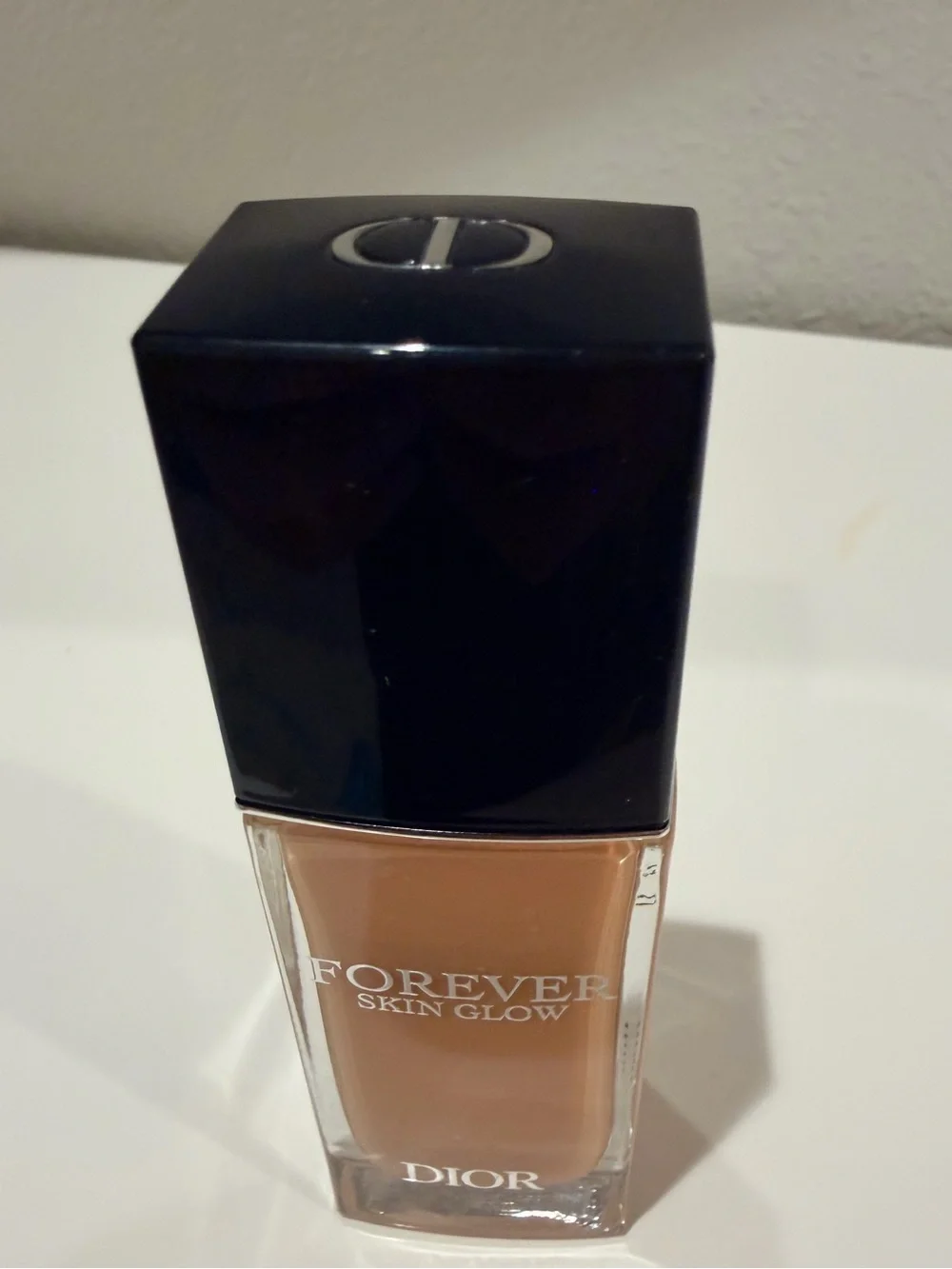 Dior Forever Skin Glow Hydrating Foundation 3WP